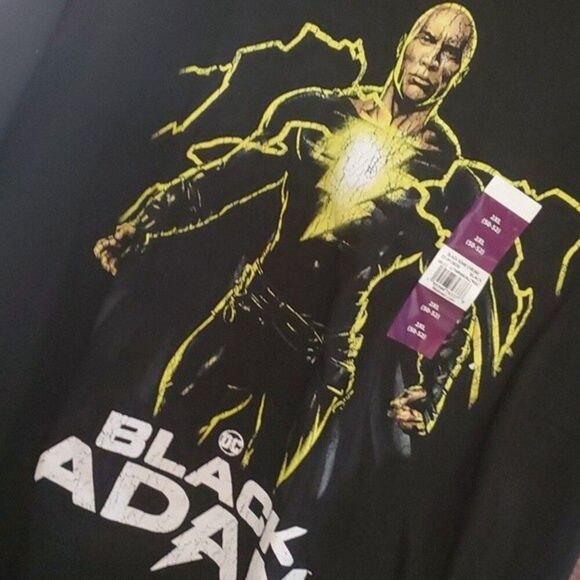 DC BLACK ADAM 2x Graphic TSHIRT by Mad Engine - Brand New - Picture 3 of 5